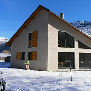#lemasdoisans Au Pied De L'alpe D'huez Via Bourg D'oisans Le Perce Neige Le Vert (Isere)